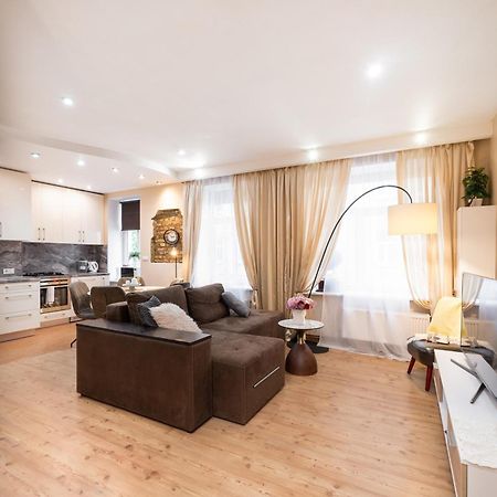 Appartamento Baltic Amber In Diplomatic District & Free Parking Riga Esterno foto